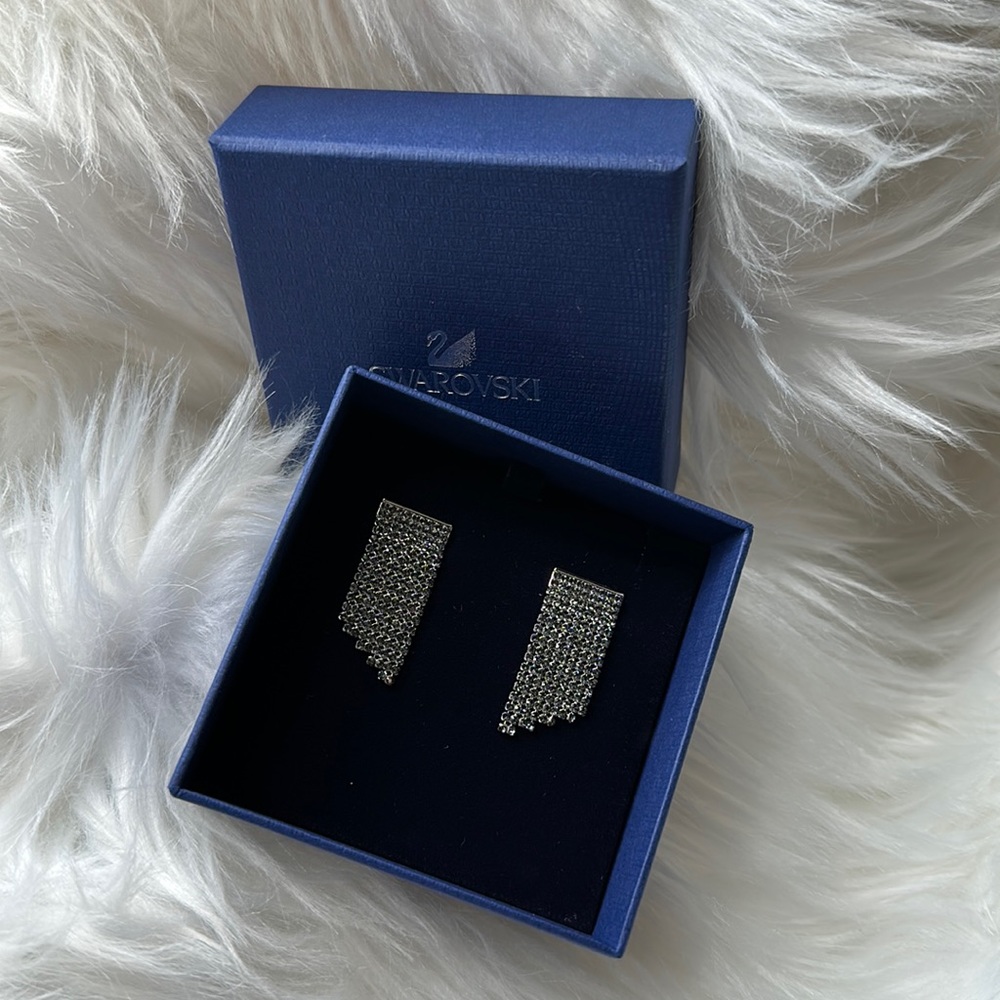 NWT Swarovski Crystal Chandelier Earrings